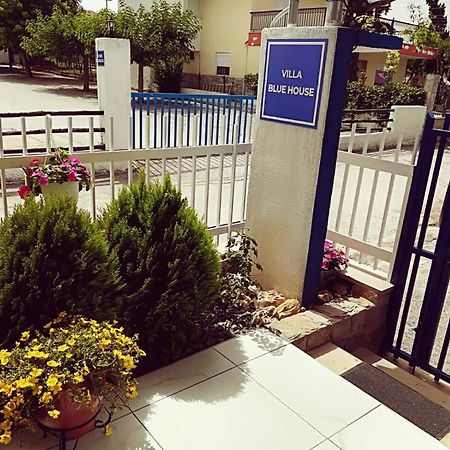 Villa Blue House Nea Kallikrateia Екстериор снимка