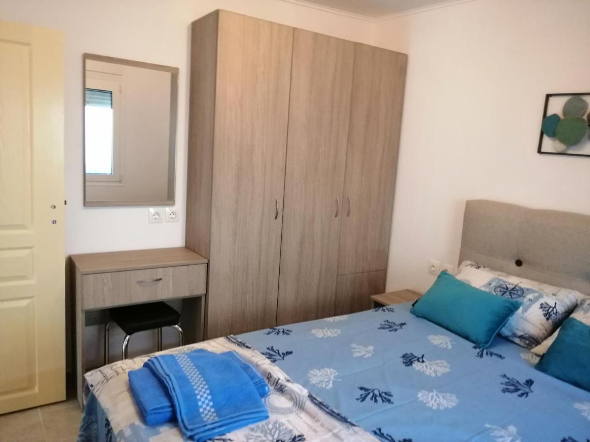 Villa Blue House Nea Kallikrateia Екстериор снимка